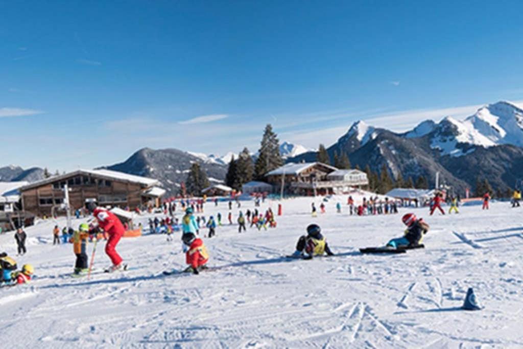 L'Enchalpe, Grand Et Lumineux Studio Avec Coin Montagne 5 Personnes, 60M Des Pistes, Piscine Couverte, Wifi, Grand Balcon Expo Est, Draps Non Compris Saint-Jean-dʼAulps エクステリア 写真